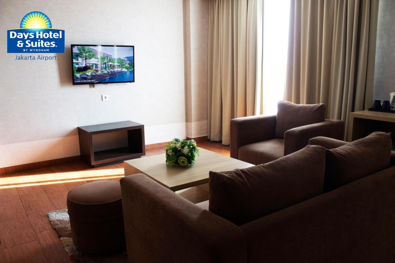Days Hotel & Suites By Wyndham Jakarta Airport Tangerang Exterior photo