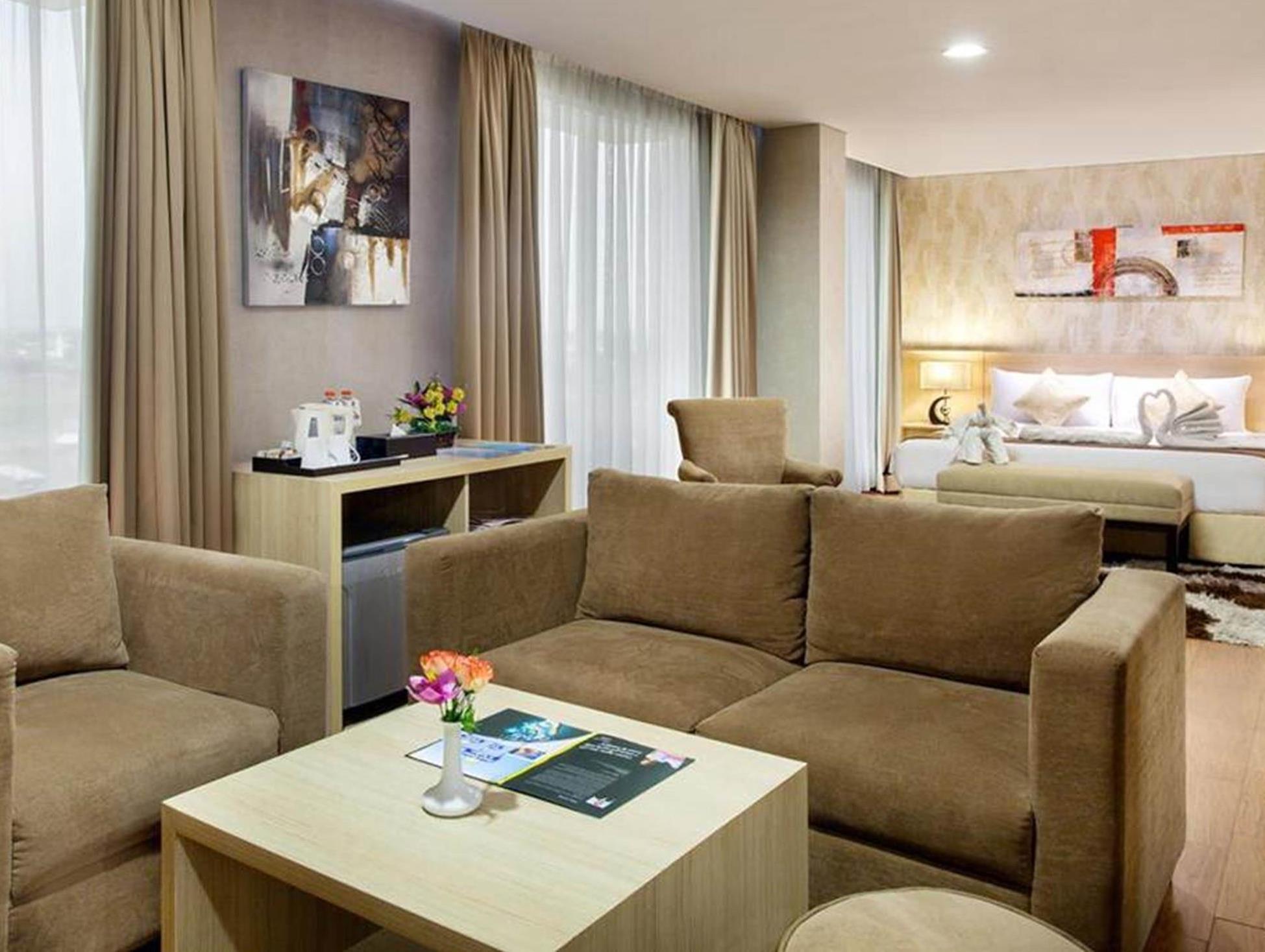 Days Hotel & Suites By Wyndham Jakarta Airport Tangerang Exterior photo